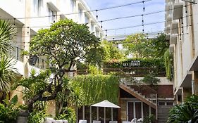 Crystalkuta Hotel - Bali  4*